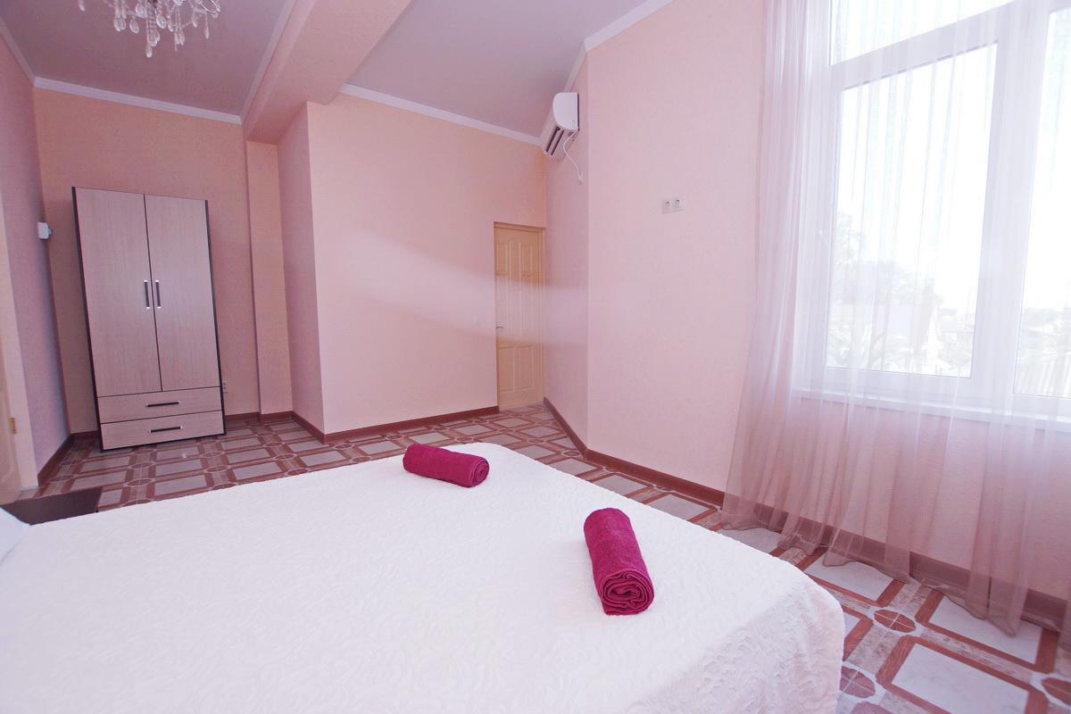 Guest house Belyi Lebed Soukhoumi Extérieur photo